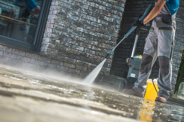 Professional Pressure Washing Services in Loughman, FL